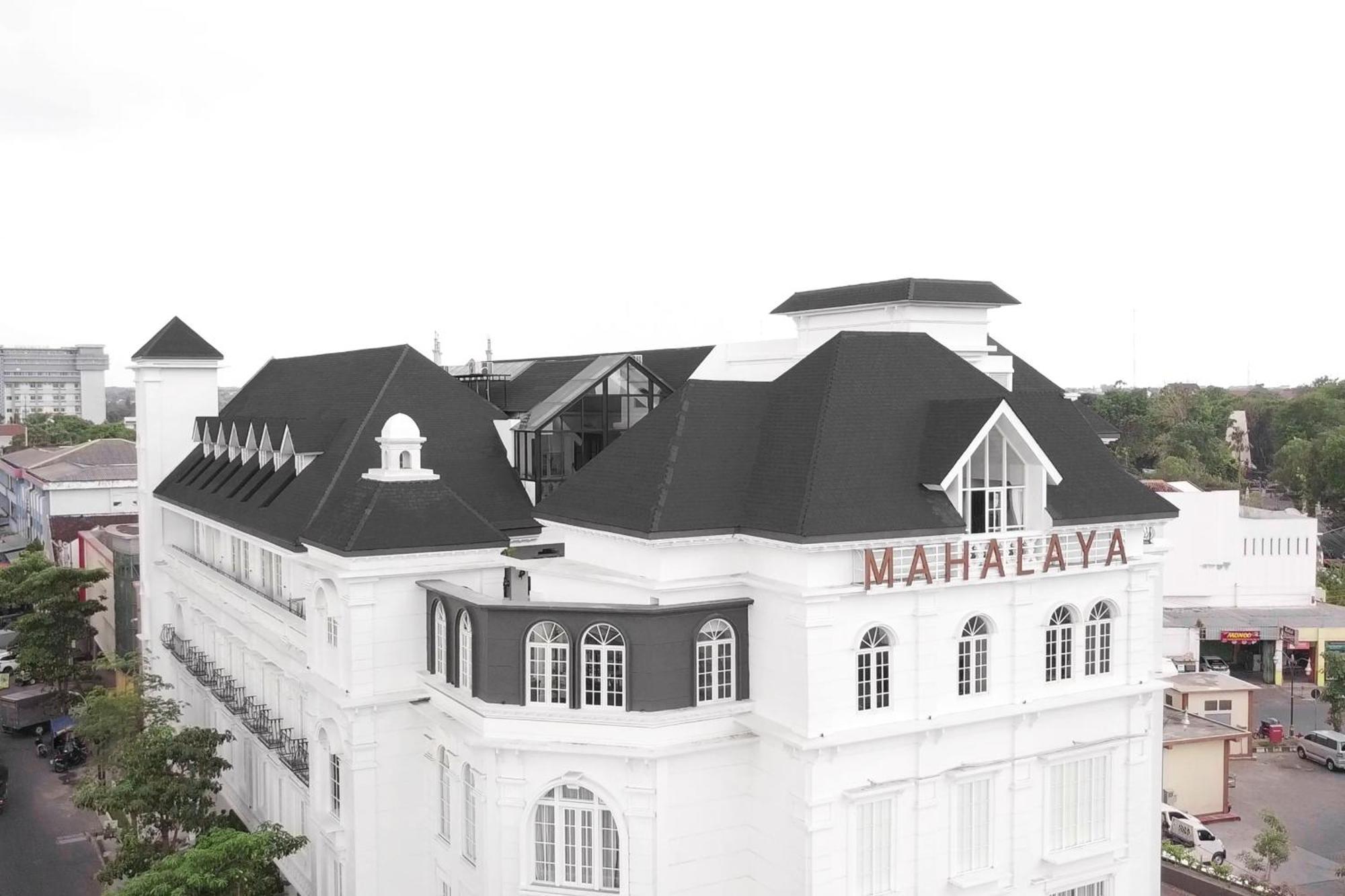Mahalaya The Legacy Hotel Surakarta (Solo) Exterior foto